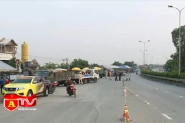 Nâng cao ý thức tự cách ly tại nhà đối với người về từ vùng dịch