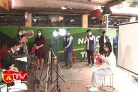 Cấp căn cước công dân tại điểm tiêm vaccine Covid-19 cho học sinh