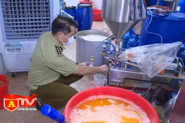 Khó kiểm soát mỹ phẩm, nước hoa giả nhãn hiệu trên thị trường điện tử