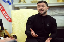 Ông Zelensky lý giải việc không mặc vest khi tới Nhà Trắng