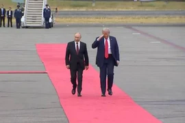 Tổng thống Nga và Mỹ cùng đi chung xe limousine ở Alaska