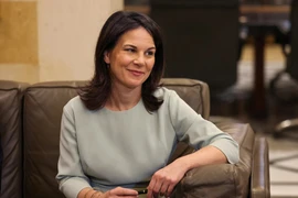 Cựu Ngoại trưởng Đức chi 250 euro mỗi ngày cho trang điểm 