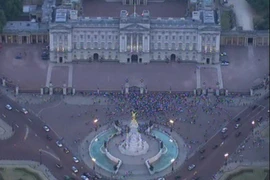 Tân hoàng tử nước Anh chào đời