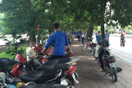 Gửi xe không bị "chặt chém"