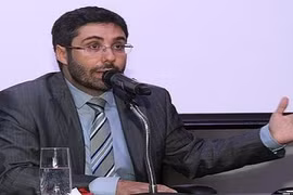 Mỹ trục xuất 3 nhà ngoại giao Venezuela để trả đũa