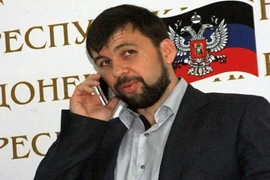 Xe hơi của lãnh đạo "Cộng hòa nhân dân Donetsk" bị đánh bom