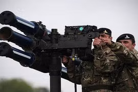 Malaysia mua tên lửa Starstreak của Anh, ngắm nghía Club của Nga