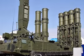 Venezuela công bố kế hoạch mua vũ khí mới của cả Nga và Trung Quốc 