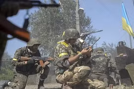 Lực lượng ly khai đồng ý mở vòng vây cho lính Ukraine theo đề nghị của Nga