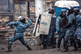 Sau thảm họa “quỳ lạy’, lực lượng đặc nhiệm Berkut bị giải tán