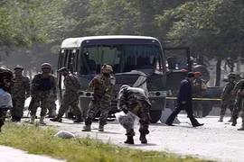 Afghanistan khủng hoảng chính trị, hỗn loạn vì tấn công bạo lực