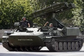 Bị tấn công bằng tên lửa Grad, 30 binh lính Ukraine thiệt mạng tại Donetsk