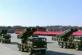 Lộ diện pháo tên lửa mới có uy lực khủng khiếp của Triều Tiên