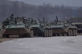 “Quân Nga tràn sang”, Tổng thống Ukraine triệu tập họp hội đồng an ninh khẩn cấp