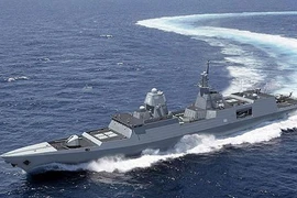 Trung Quốc nuôi mộng đóng siêu tàu hộ vệ Type 054B