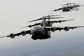 Ấn Độ nhận 10 chiếc C-17, vượt trội Trung Quốc về vận tải chiến lược