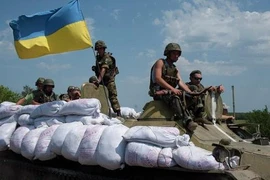 Hơn 400 lính Ukraine chạy sang Nga xin tị nạn trong đêm