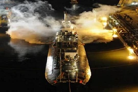 Thiếu tiền, Mỹ ngậm ngùi phá tàu ngầm hạt nhân bán sắt vụn