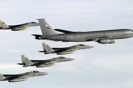 Đức chống tăng quân, Ukraine định gọi cả người bệnh nhập ngũ?