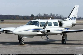 Ba Lan: Máy bay rơi, 12 thành viên CLB nhảy dù thương vong