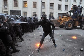 Tajikistan và Venezuela: Yanukovych là nạn nhân của Mỹ và NATO