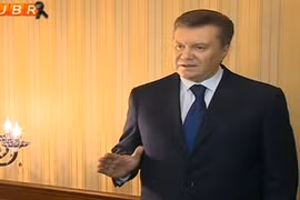 Quốc hội Ukraine ra quyết định phế truất Tổng thống Yanukovych