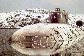 Siêu tàu ngầm hạt nhân Titan giải cứu tàu cá