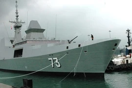 Hải quân Singapore và Malaysia diễn tập Malapura 2013