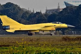 J-10B dùng AL-31F: Sự hổ thẹn của nền công nghiệp hàng không Trung Quốc
