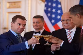 Thủ tướng Nga cảnh báo: “Cấm vận sẽ làm EU sẽ mất sạch thị phần tại Nga”