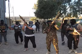 Mỹ cung cấp 100 tên lửa Hellfire và số lượng lớn súng đạn cho Iraq