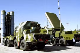Lực lượng phòng thủ vũ trụ Nga đặt S-300 vào trạng thái sẵn sàng chiến đấu