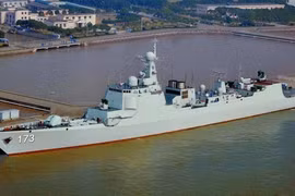 Khu trục hạm 052D trang bị radar mảng pha chủ động kiểu mới