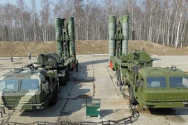 Nga tăng cường tên lửa S-400 Triumf bảo vệ Kamchatka