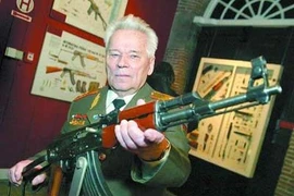 AK-47: Truyền kỳ người lính tăng trở thành huyền thoại ở tuổi 28