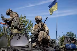 Quân đội Ukraine rút khỏi Zhdanivka để tránh bị bao vây