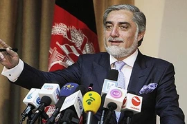 Ứng viên Abdullah tuyên bố thắng cử tổng thống Afghanistan