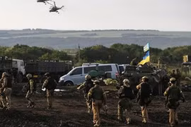 Ukraine: Chiến dịch quân sự ở miền Đông chấm dứt trong một tháng nữa
