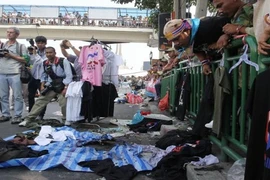 Người biểu tình Thái Lan náo loạn vì 3 vụ xả súng, ném bom liên tiếp 