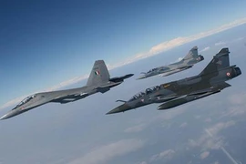 Không quân Ấn Độ trang bị gần 300 siêu tiêm kích Su-30MKI