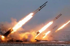 Moscow dọa đè bẹp các hỏa điểm nếu Kiev còn pháo kích sang Nga