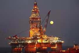 Trung Quốc cắm giàn khoan Nam Hải 4 trong vịnh Bắc bộ gần một năm 