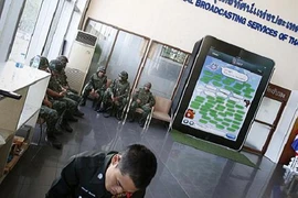 Quân đội Thái Lan thiết quân luật, kiểm soát toàn bộ các đài truyền hình