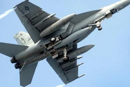Siêu tiêm kích F/A-18C Hornet của Mỹ bị rơi, phi công mất tích