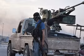 Mỹ, Saudi Arabia cùng huấn luyện 5.000 chiến binh tại Syria đối phó với IS