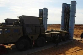 Nga triển khai S-300 và S-400 tới thao trường Ashuluk, gần biên giới Ukraine 
