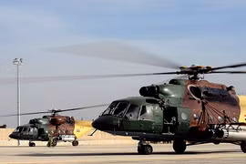 EU ra sức cấm vận, Mỹ vẫn cứ hợp tác quân sự với Nga