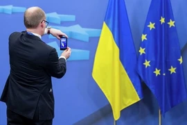 EU hoãn thực hiện khu vực thương mại tự do với Ukraine 