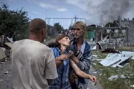 Nga gửi đoàn viện trợ phi quân sự sang miền đông Ukraine