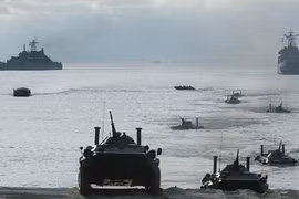 Hải quân đánh bộ Nga diễn tập đột xuất